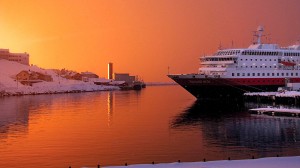 expedition cruise Hurtigruten